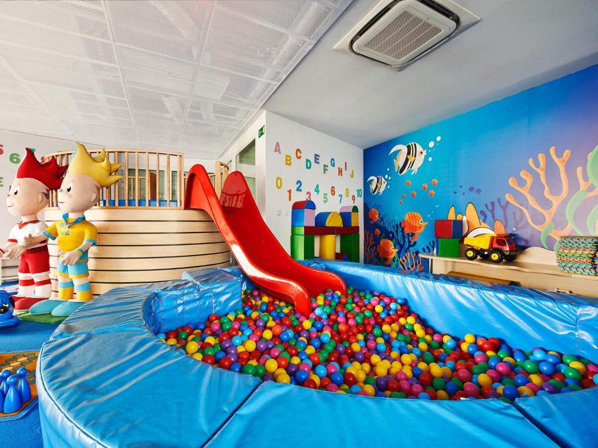 Vacationclub - Ultra Marine Apartament 27 코워브제크 외부 사진